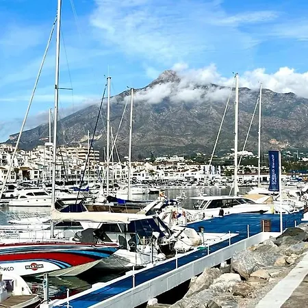 Puerto Banus -4 8 Persons - Parking - At 100m * 마르베야